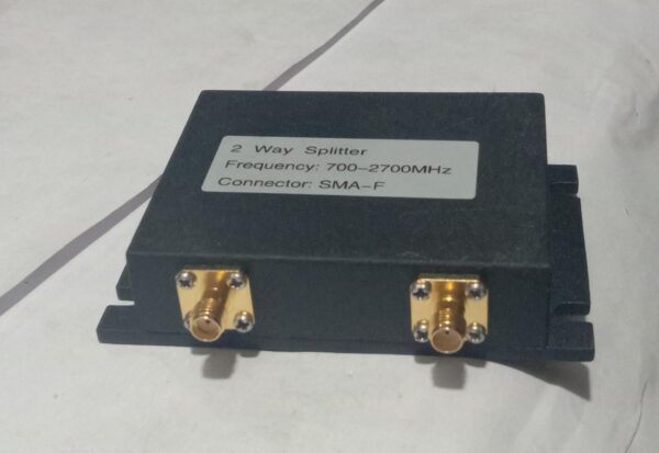 2-Way SMA Female Microstrip Splitter, 200 Watt, 698-2700 MHz - Image 3